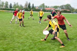 1. amatérské ultimate frisbee 4.